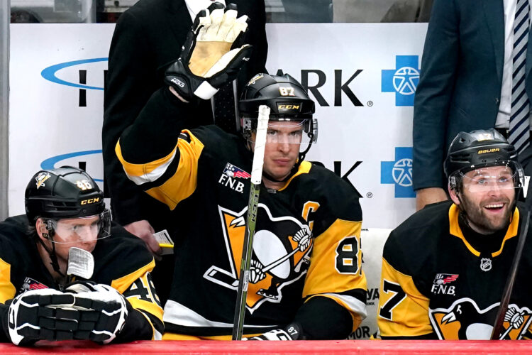Sidney Crosby hits 1,700 career points in Penguins’ win over Blues